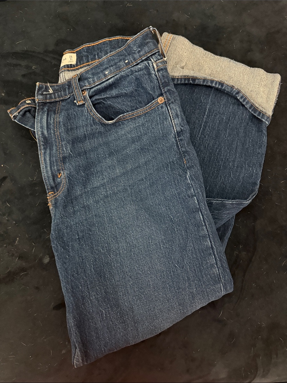 Abercrombie & Fitch women’s 90s relaxed Jean